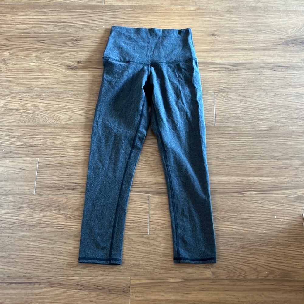 Rare heather grey high rise cropped lululemon leggings